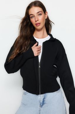 Trendyol Black Polo Neck zips detailný pletený kardigán