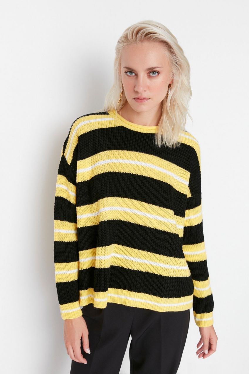 Trendyol Čierny klobásový golier oversized pletený sveter