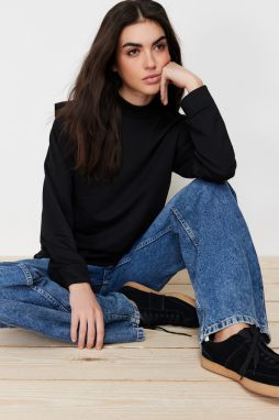 Trendyol Black Shoulder Detailed Regular Fit Knitted Tunic