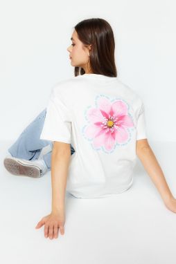 Trendyol Premium Ecru 100% Cotton Back Printed Relaxed/Wide Comfort Fit Knitted T-Shirt