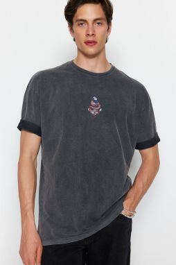 Trendyol Anthracite Oversize/Wide Cut Snake Printed Faded Effect 100% Cotton T-Shirt