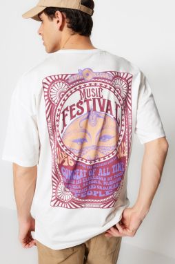 Trendyol Ecru pánske oversize/wide cut crew tričko s krátkym rukávom s potlačou 100% bavlnené tričko.