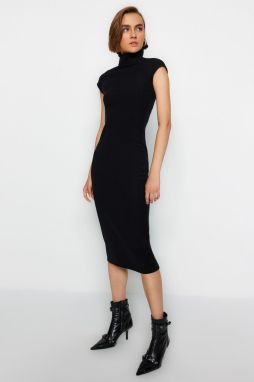 Trendyol Black Thessaloniki/Pletené odevy vypasované/elegantné midi šaty s úpletom
