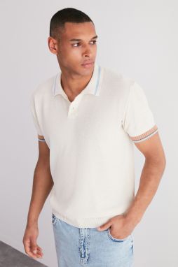 Trendyol Ecru Regular Fit Stripe Detailed Textured Knitwear Polo Neck T-Shirt