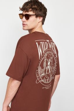 Trendyol Brown Oversize/Wide Cut 100% Cotton Back Printed T-Shirt