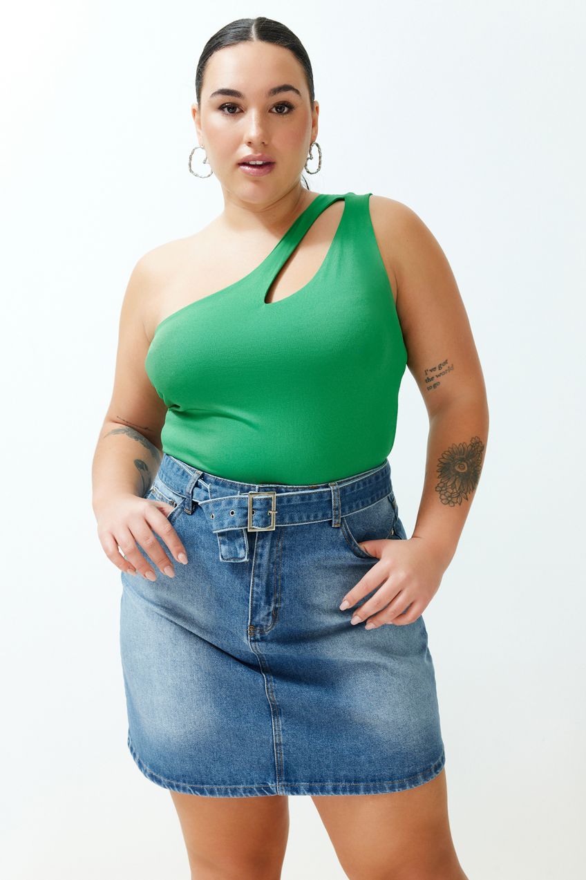 Trendyol Curve Green Asymmetric Collar Cut-Out Detailed Flexible Snap Fastener Knitted Blouse