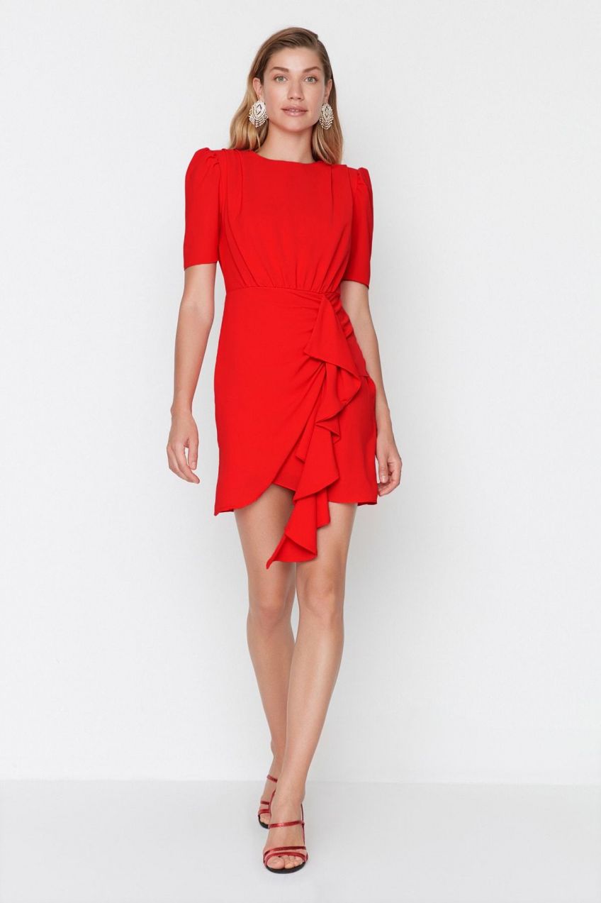 Trendyol Red Shirring detailné večerné šaty