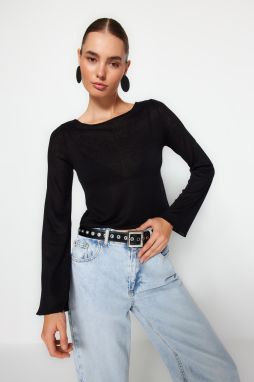 Trendyol Black Boat Neck Regular Fit Crop Knitted Blouse