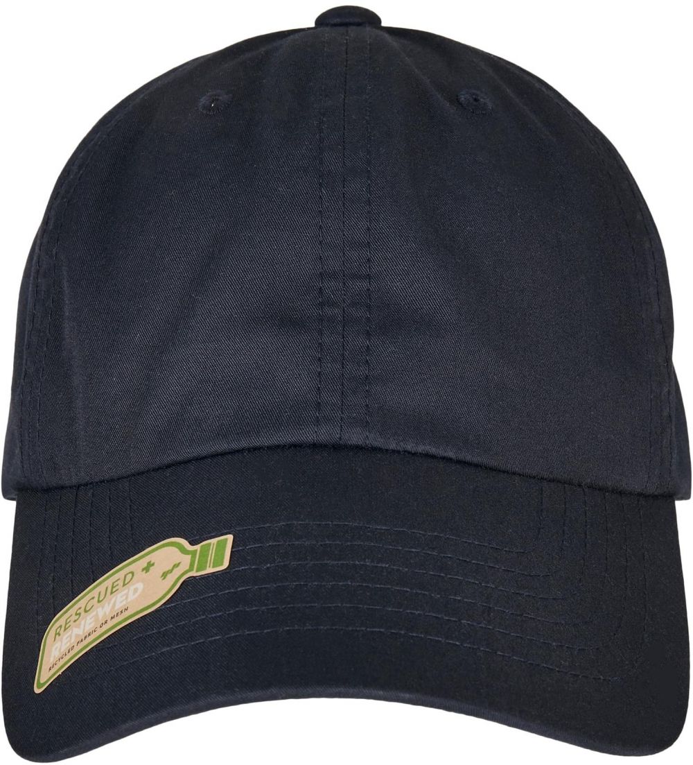Navy cap made of recycled polyester