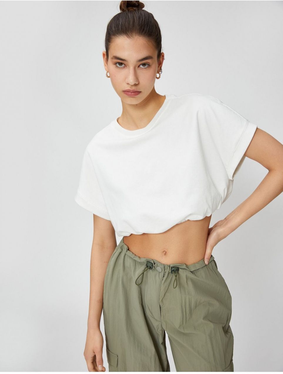Koton Crop Tričko, Krátke Rukávy s Okrúhlym Výstrihom, Elastický Pás.