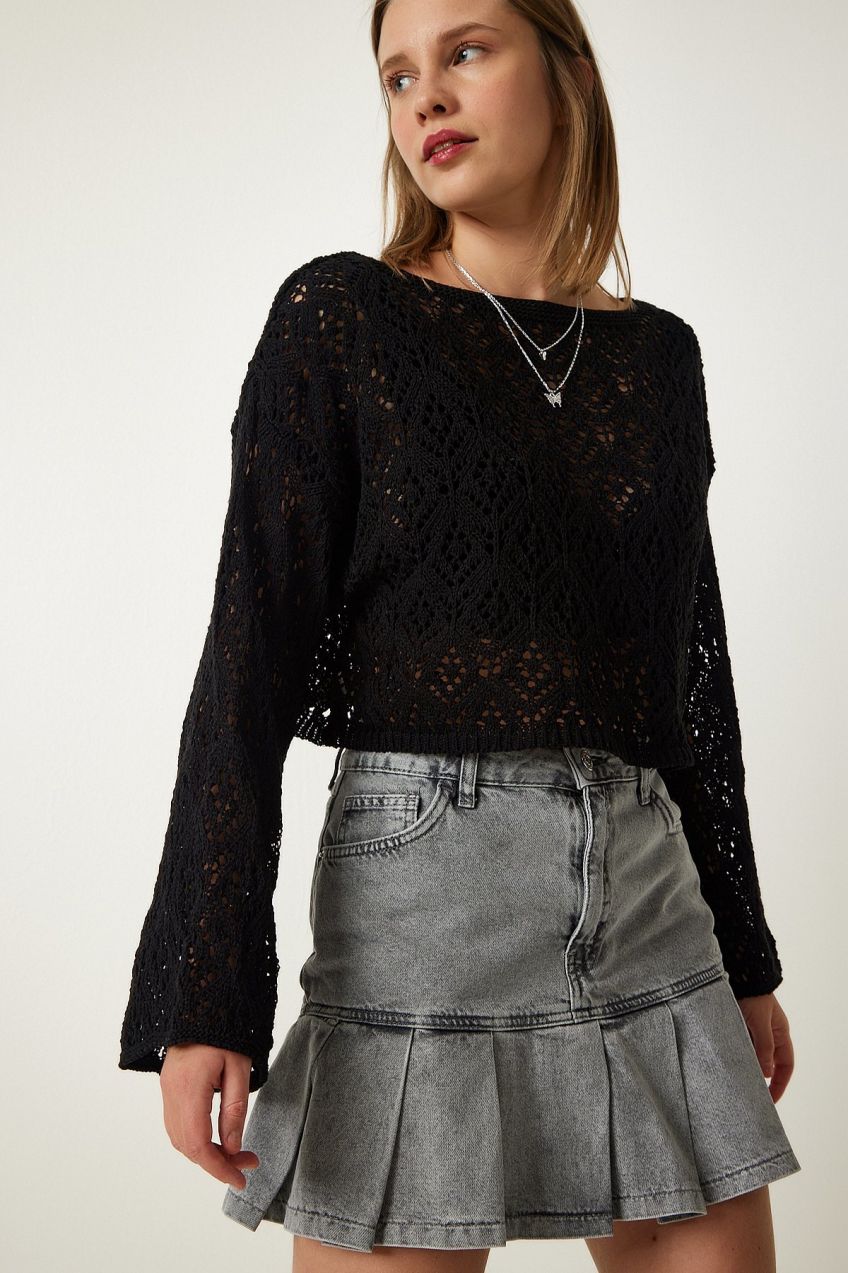 Happiness İstanbul Women's Black Boat Neck Openwork Seasonal Crop Knitwear Sweater