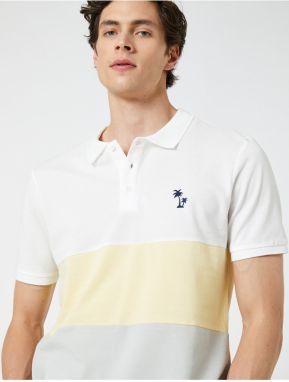 Tričko Koton Color Block s potlačou dlane a gombíkmi, tričko s krátkym rukávom s polo výstrihom.