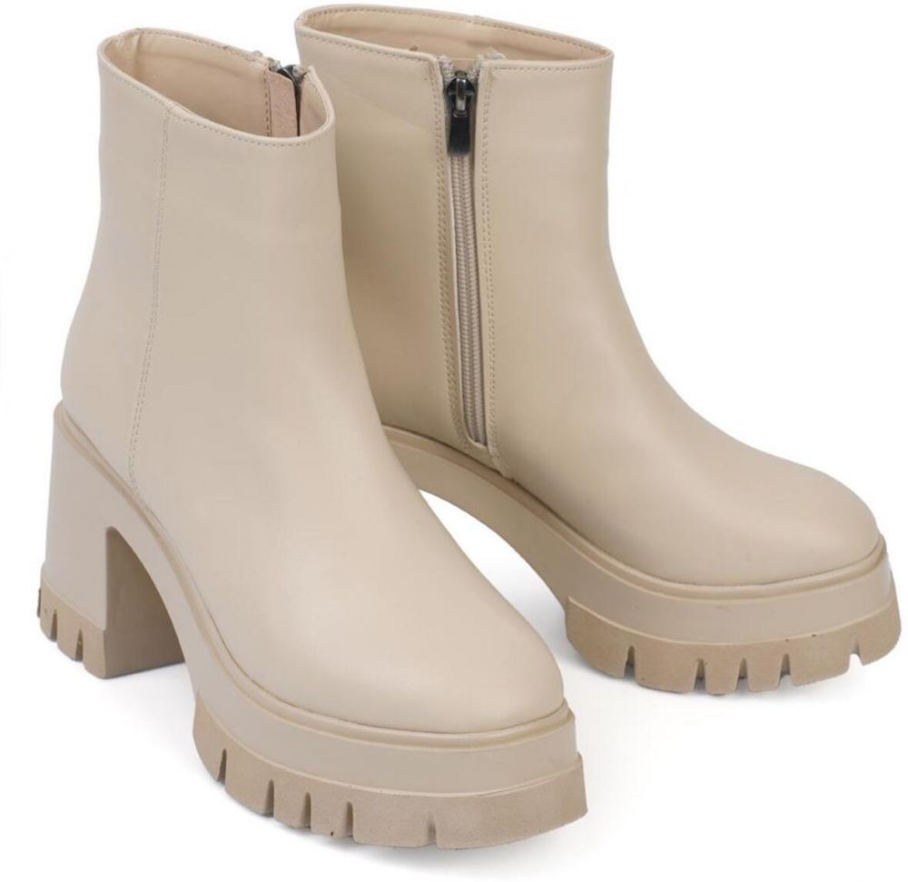 Capone Outfitters Round Toe Side Zipper Mid Heel Women's Boots