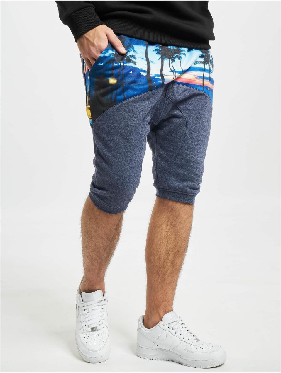 Warm shorts blue