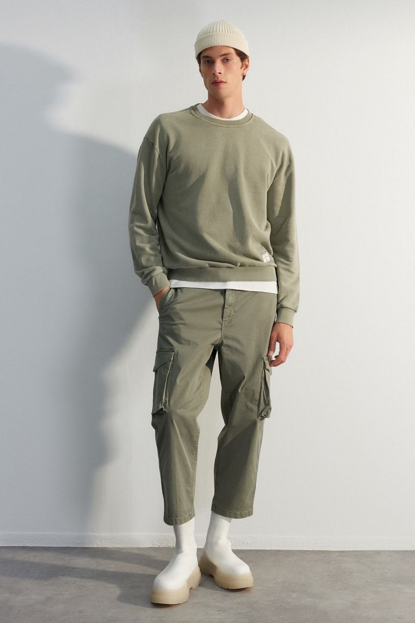 Trendyol Green Limited Edition Oversize/Wide Cut Faded Effect 100% Sweatshirt