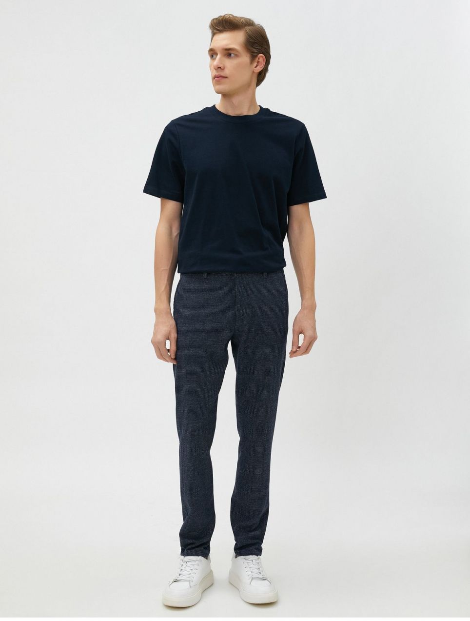 Koton Woven Trousers with Crowbarn Detailed Buttons and Pockets.