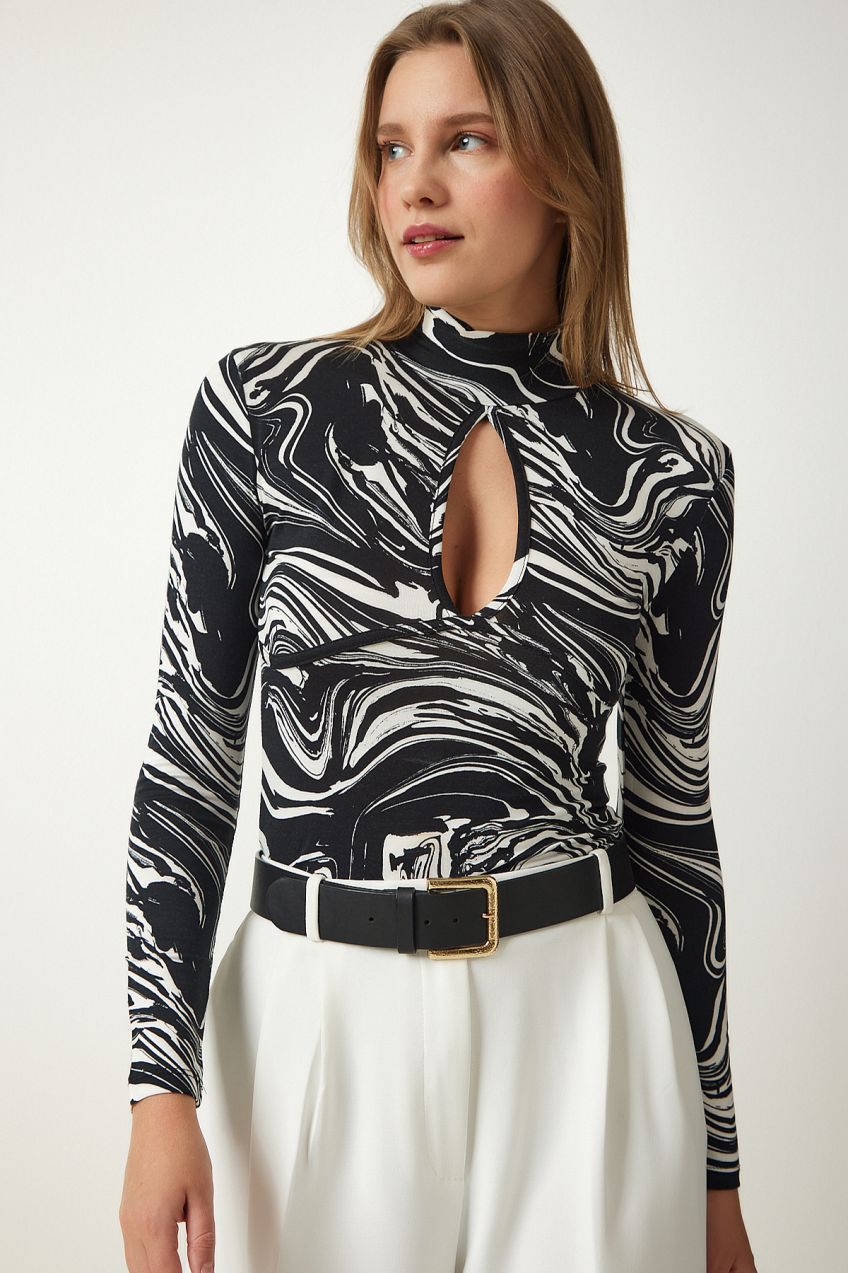 Happiness İstanbul Women's Black Cut Out Detailed Patterned Knitted Blouse