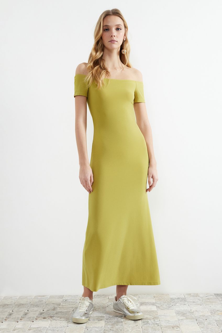 Trendyol Green Carmen Collar Fitted/Fitted Stretchy Knitted Maxi Pencil Dress