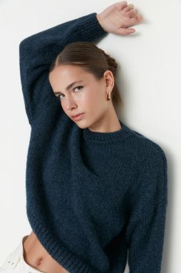 Trendyol Blue Wide Fit mäkký textúrovaný základný pletený sveter