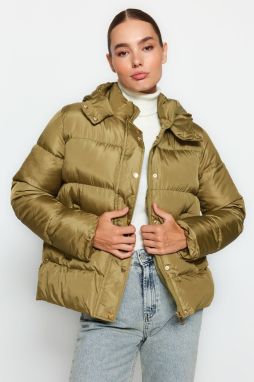 Trendyol Khaki Oversized Hooded Gold Snap Detailný vodoodpudivý nafukovací kabát