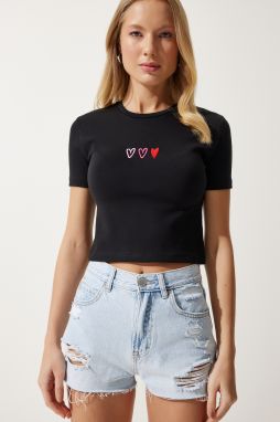 Happiness İstanbul Women's Black Heart Embroidered Crop Knitted T-Shirt