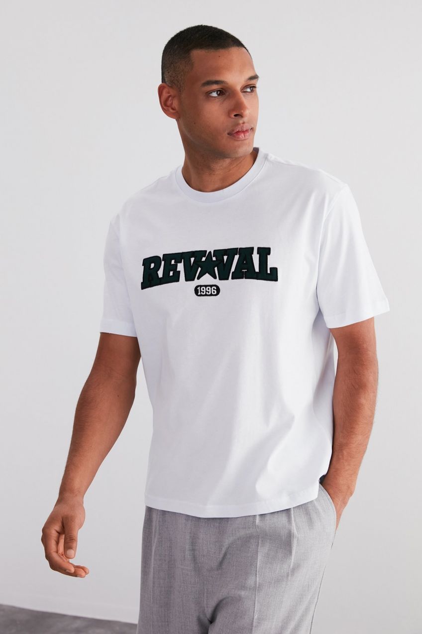 Trendyol White Relaxed/Comfortable Cut Text Embroidery Appliqued 100% Cotton Short Sleeve T-Shirt