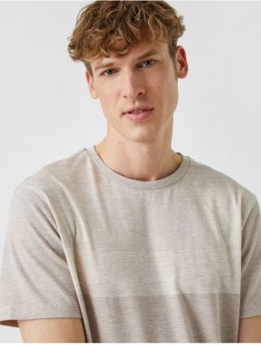 Koton Slim Fit textúrované tričko