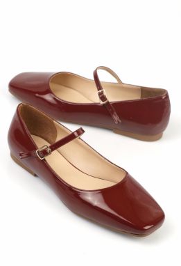Capone Outfitters Blunt Toe Banded Marj Jane Patent Leather Burgundy Women's Flats