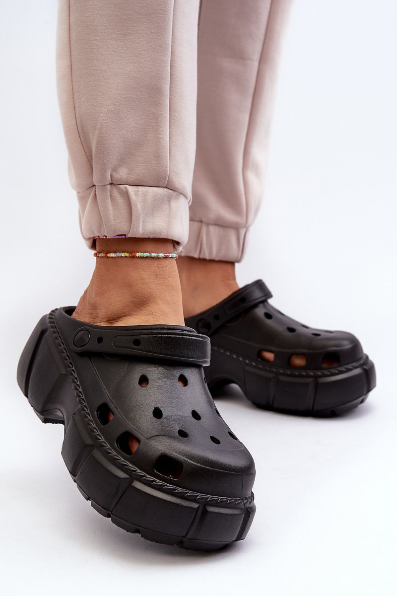 Women's foam slippers with a solid sole black Witima