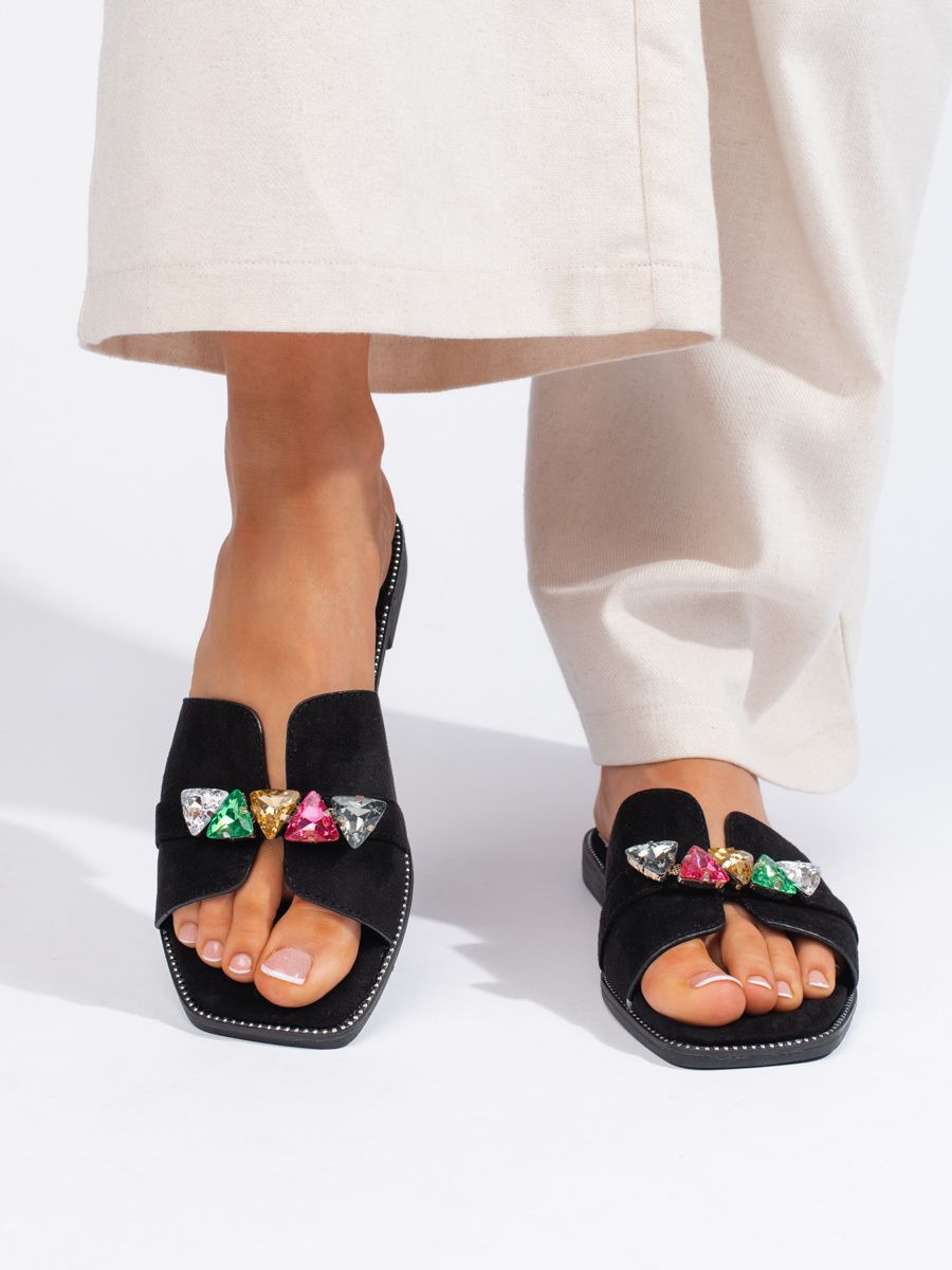 Shelvt Black women's flip-flops with pebbles
