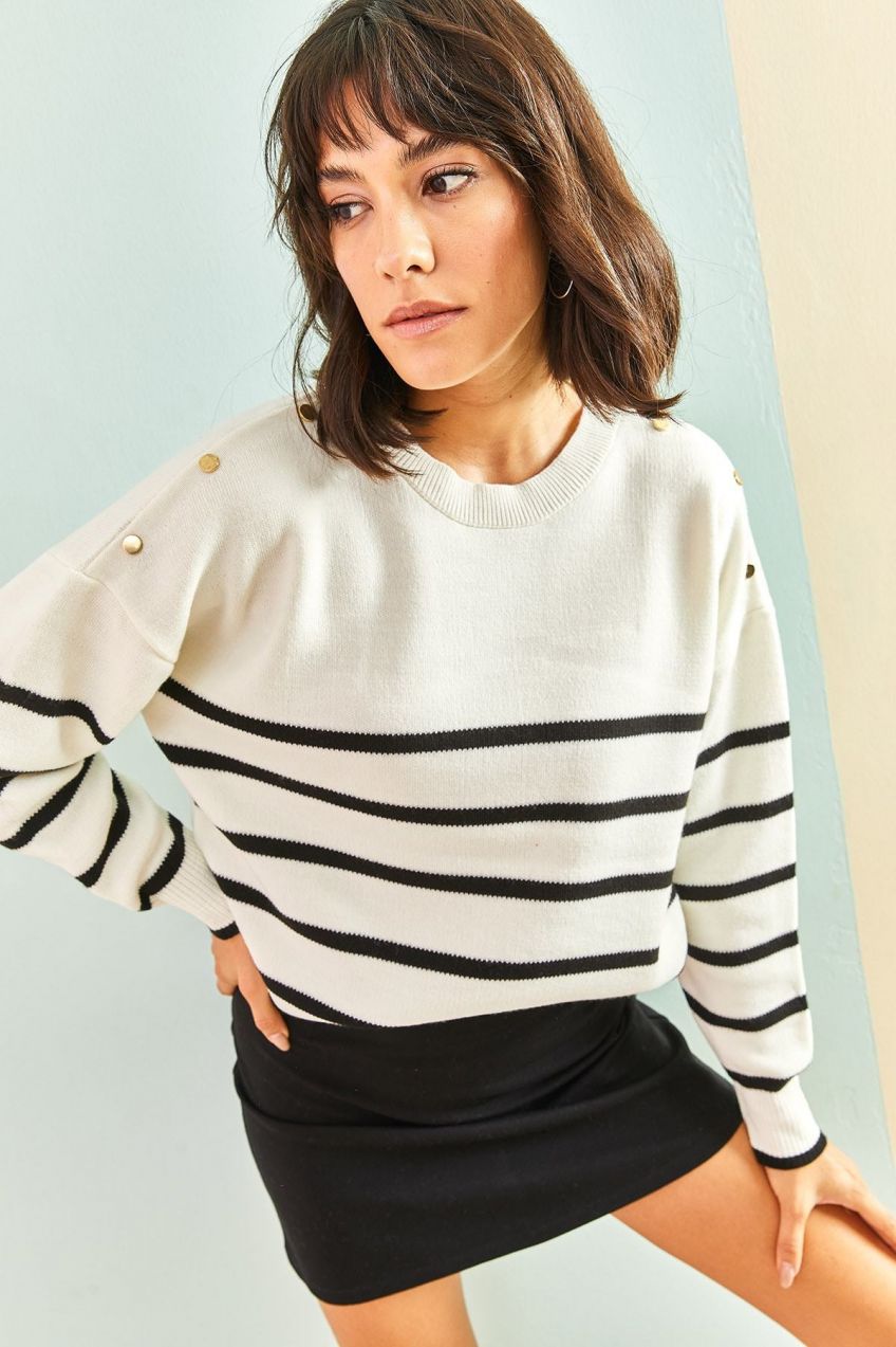 Bianco Lucci Women's Stone Embroidered Striped Knitwear Sweater