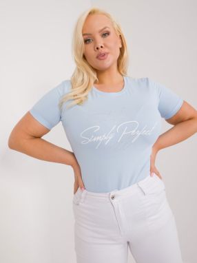 Light blue plus a large t-shirt with a round neckline
