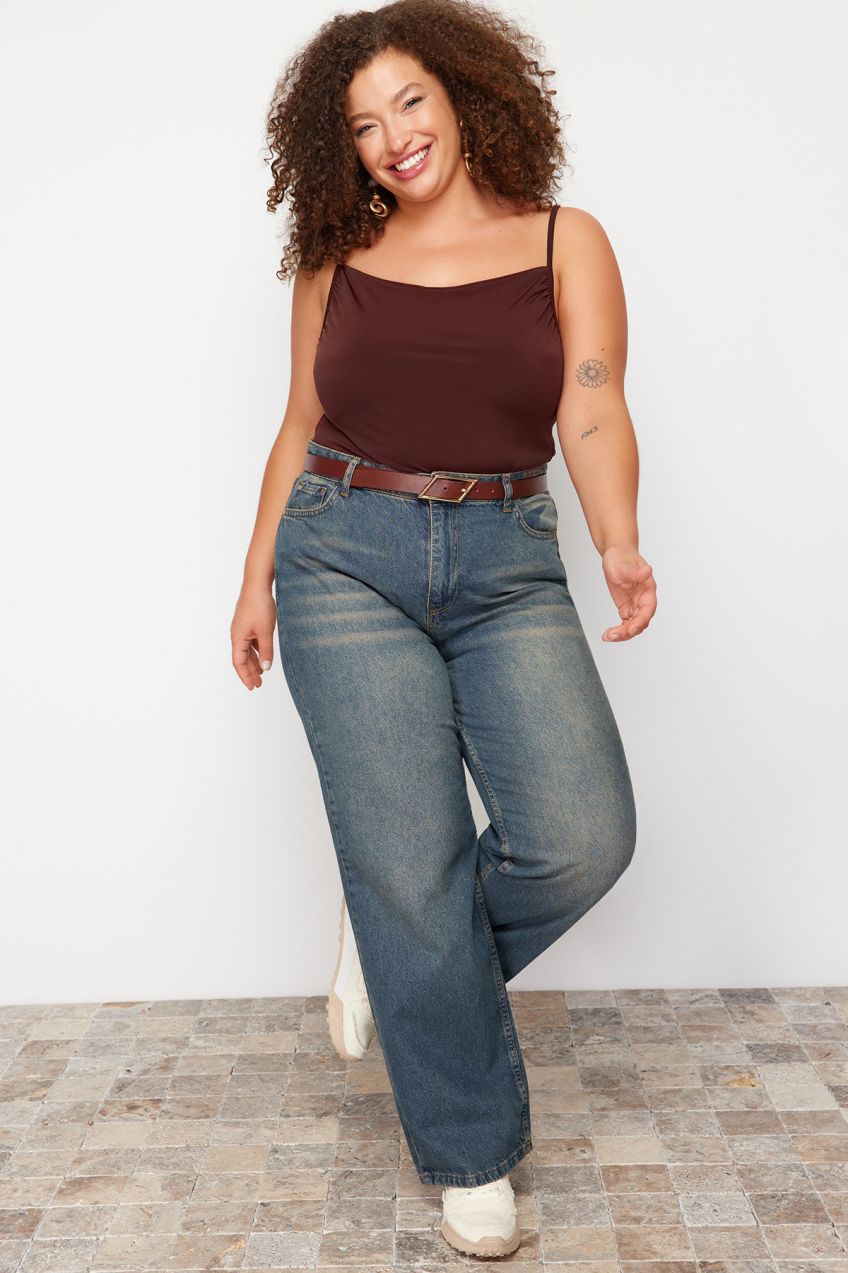 Trendyol Curve Blue Pale Effect Vintage Wide Cut Jeans