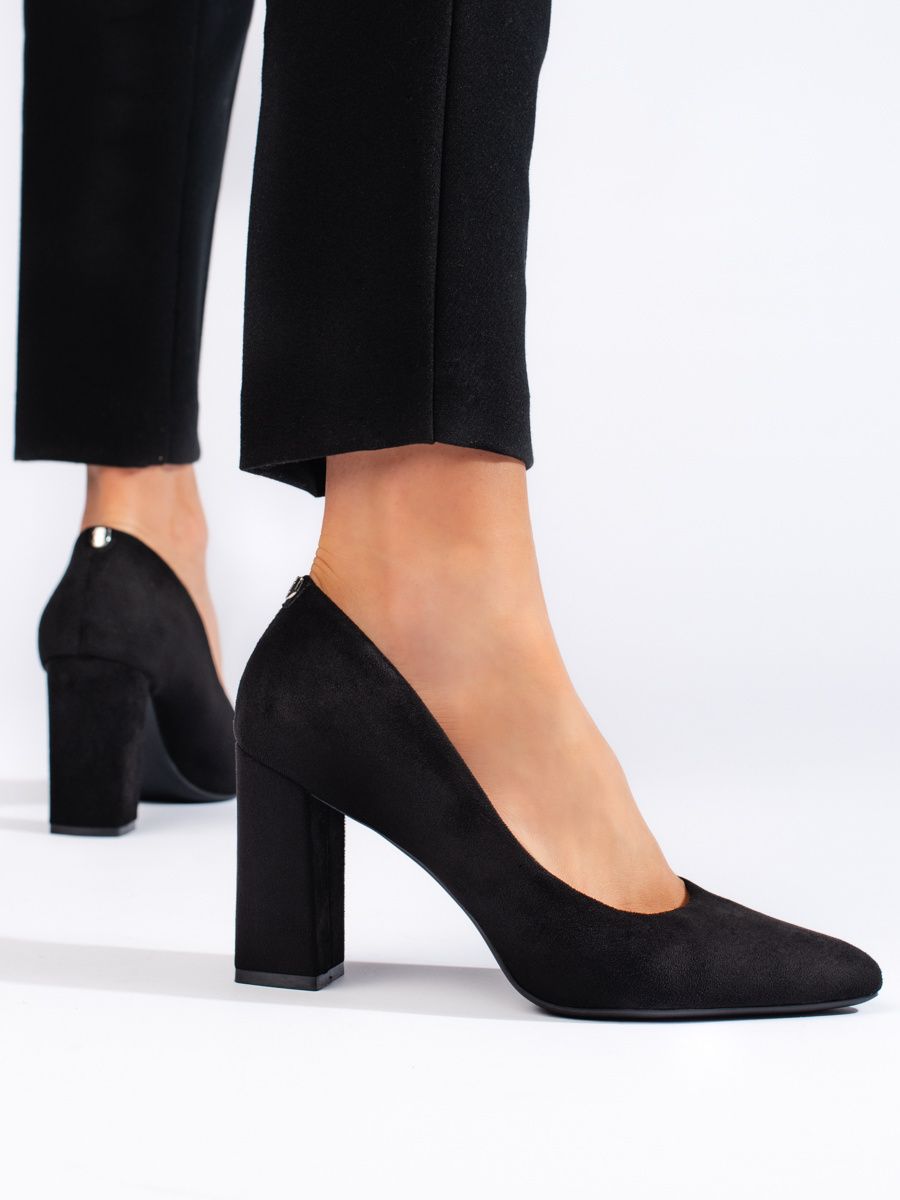 Black suede pumps on a thick heel by Sergio Leone