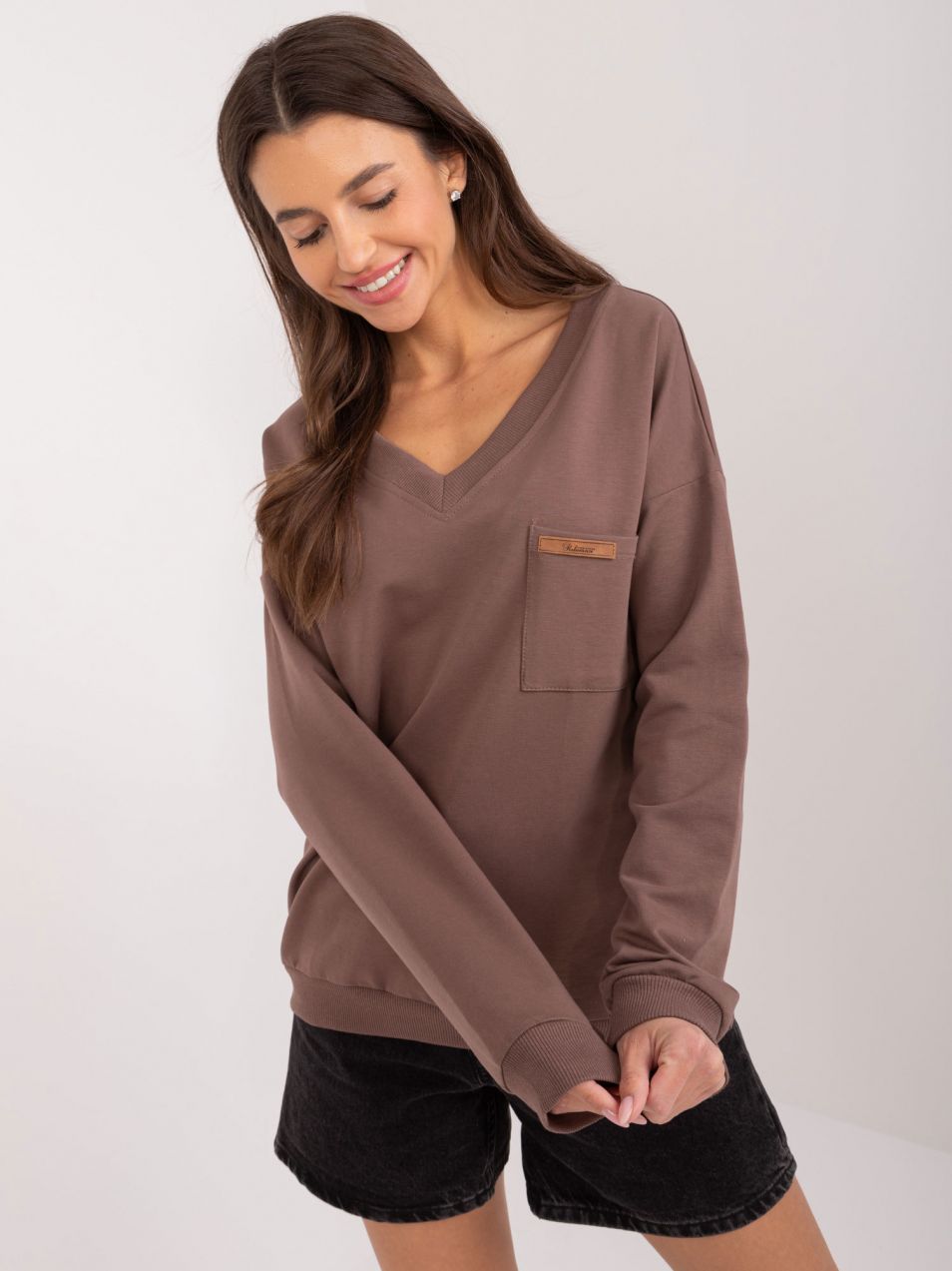Brown smooth blouse with cuffs