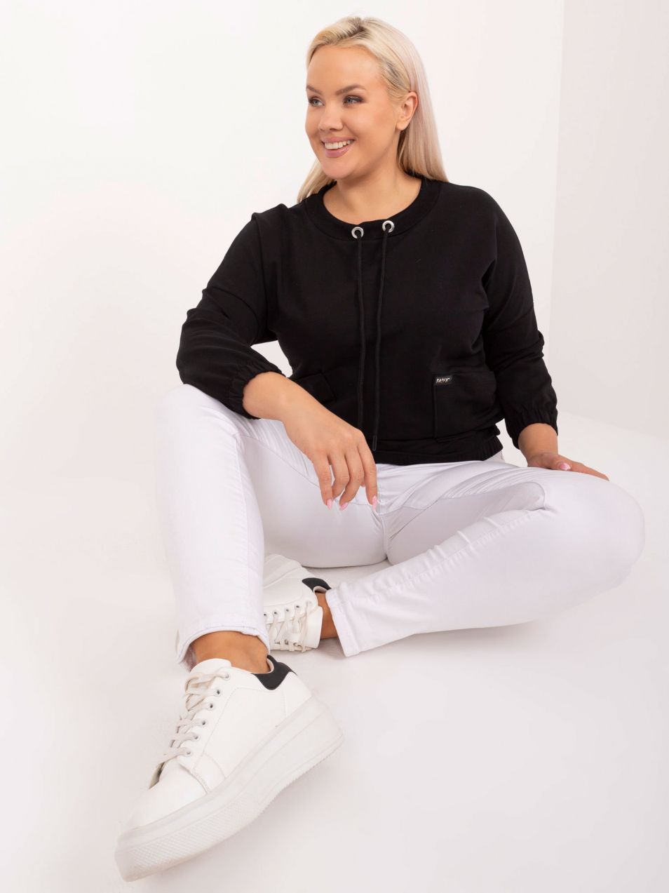 Black plus size cropped blouse with 3/4 sleeves