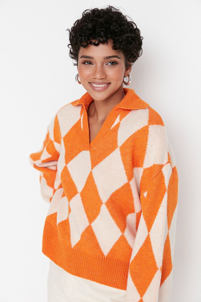 Trendyol Orange Wide Fit Soft Textured Patterned Knitwear Sweater