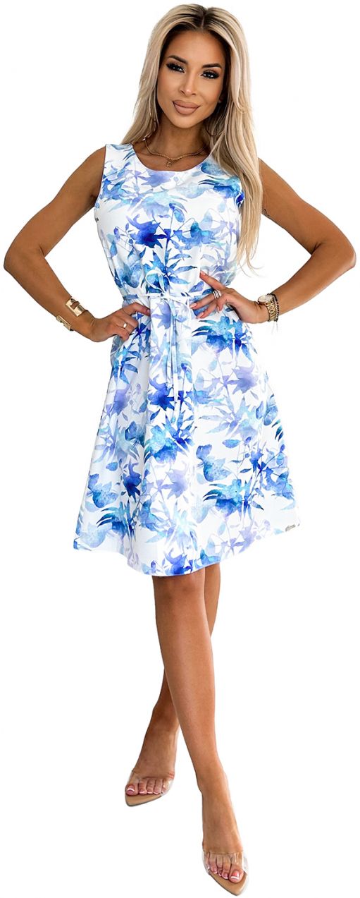 White trapezoidal dress with blue Numoco pattern