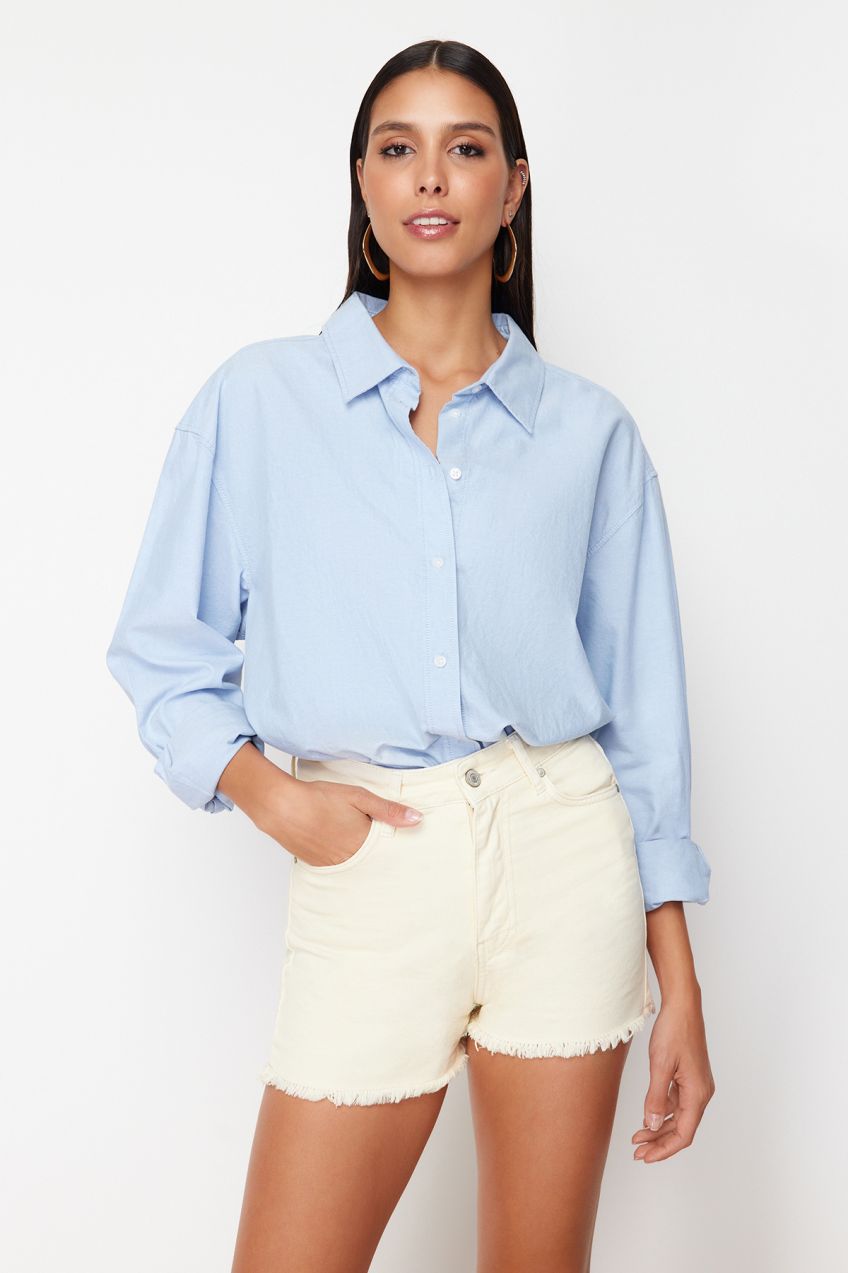 Trendyol Ecru Denim Shorts with Ripped Detail