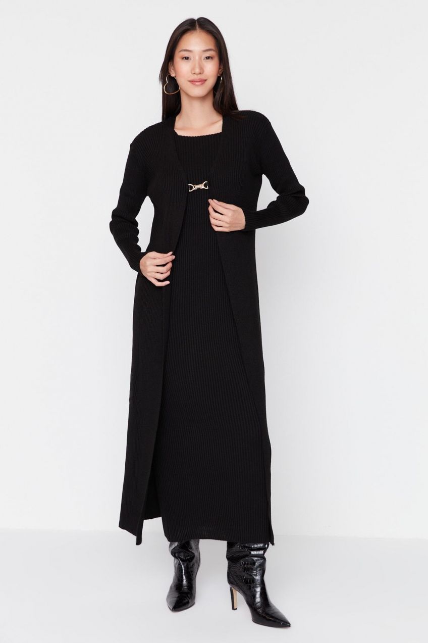 Trendyol Black Corduroy šaty-poťah, sveter oblek