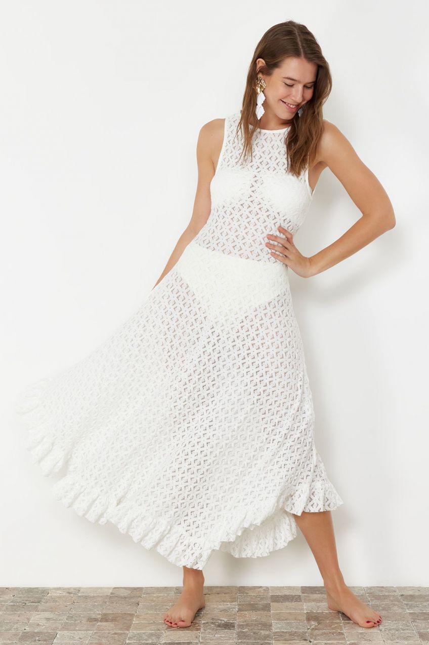 Trendyol White Fitted Maxi Knitted Beach Dress