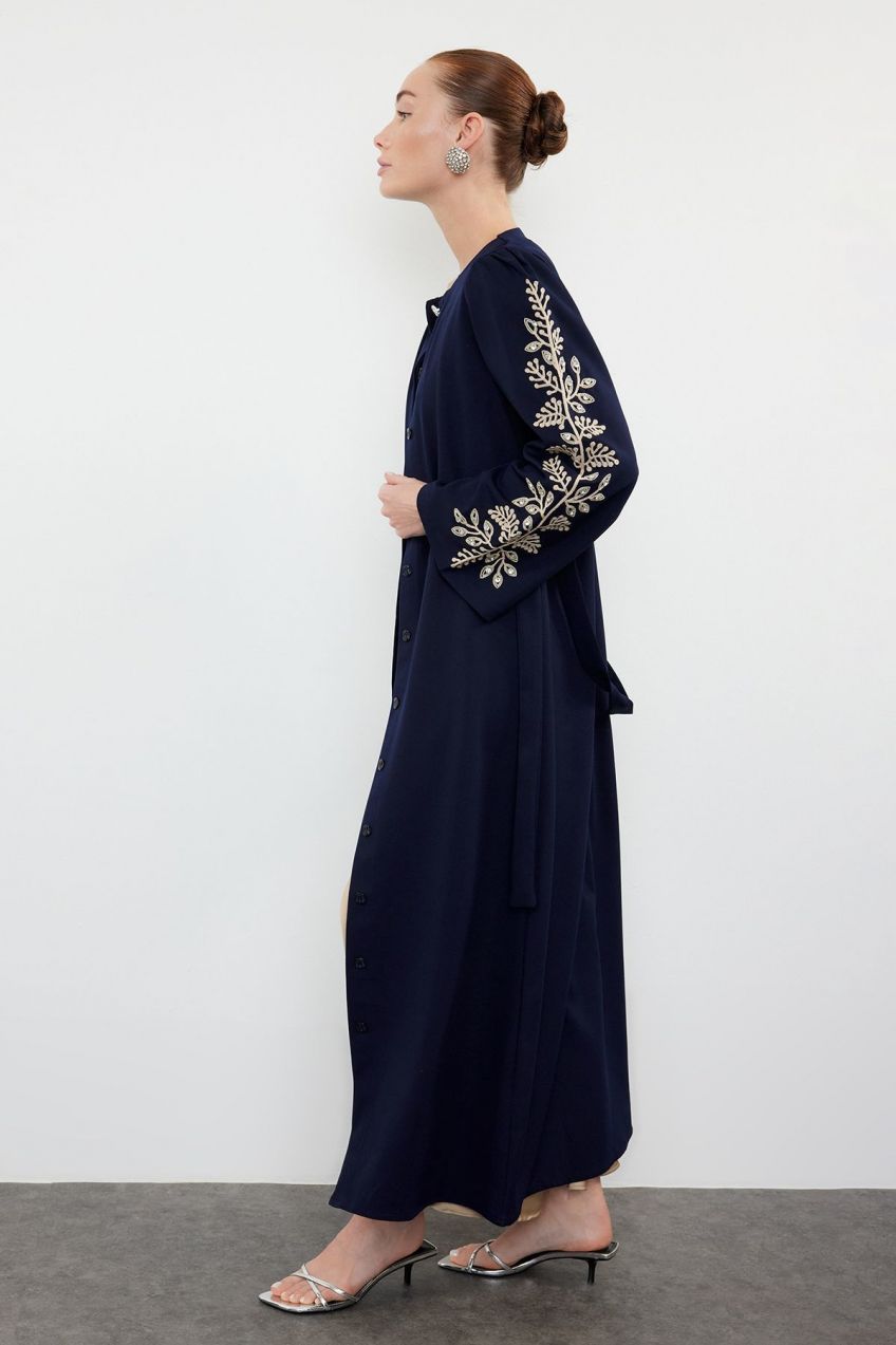 Trendyol Navy Blue Sleeve Embroidered Woven Cap & Abaya & Abaya