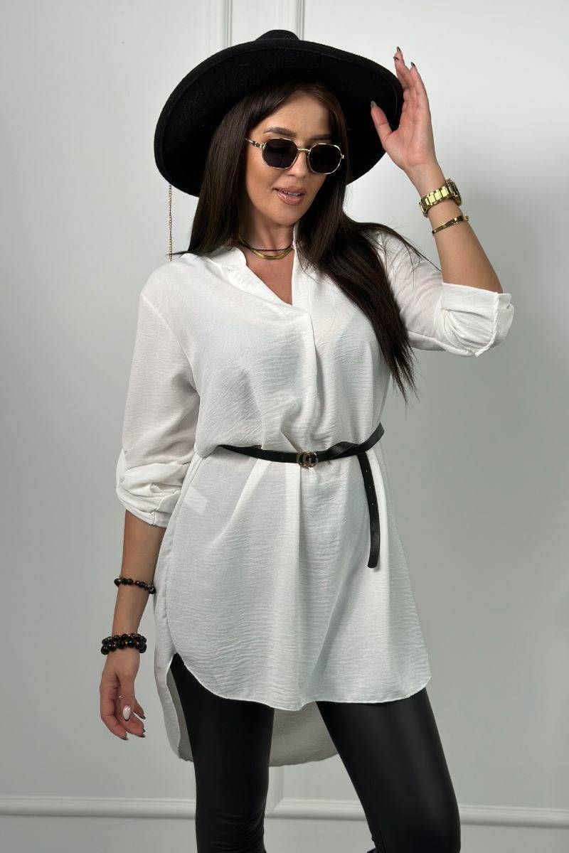 Dress with a longer back and a belt white