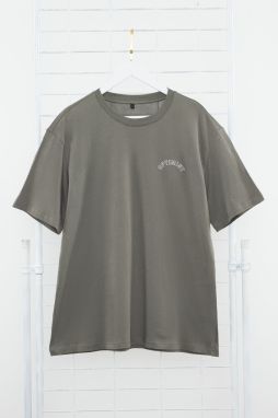 Trendyol Anthracite Relaxed/Comfortable Cut More Sustainable Text Embroidered 100% Organic Cotton T-shirt