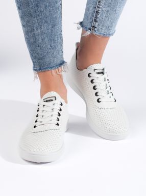 Shelvt Women's classic sneakers white