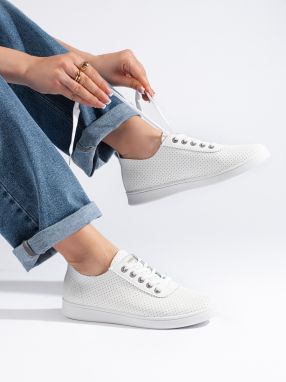 Shelvt Women's classic sneakers white
