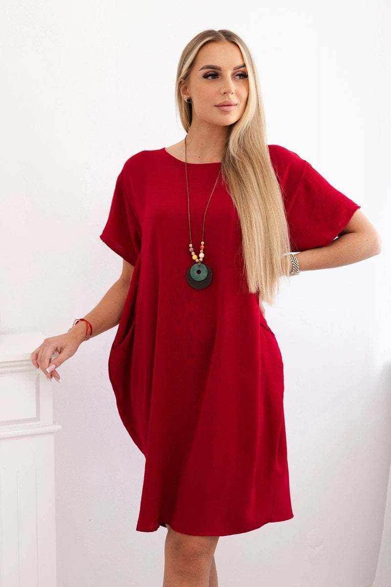 Women's dress with pockets and pendant - burgundy