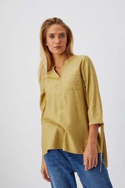 Shirt with 3/4 sleeves
