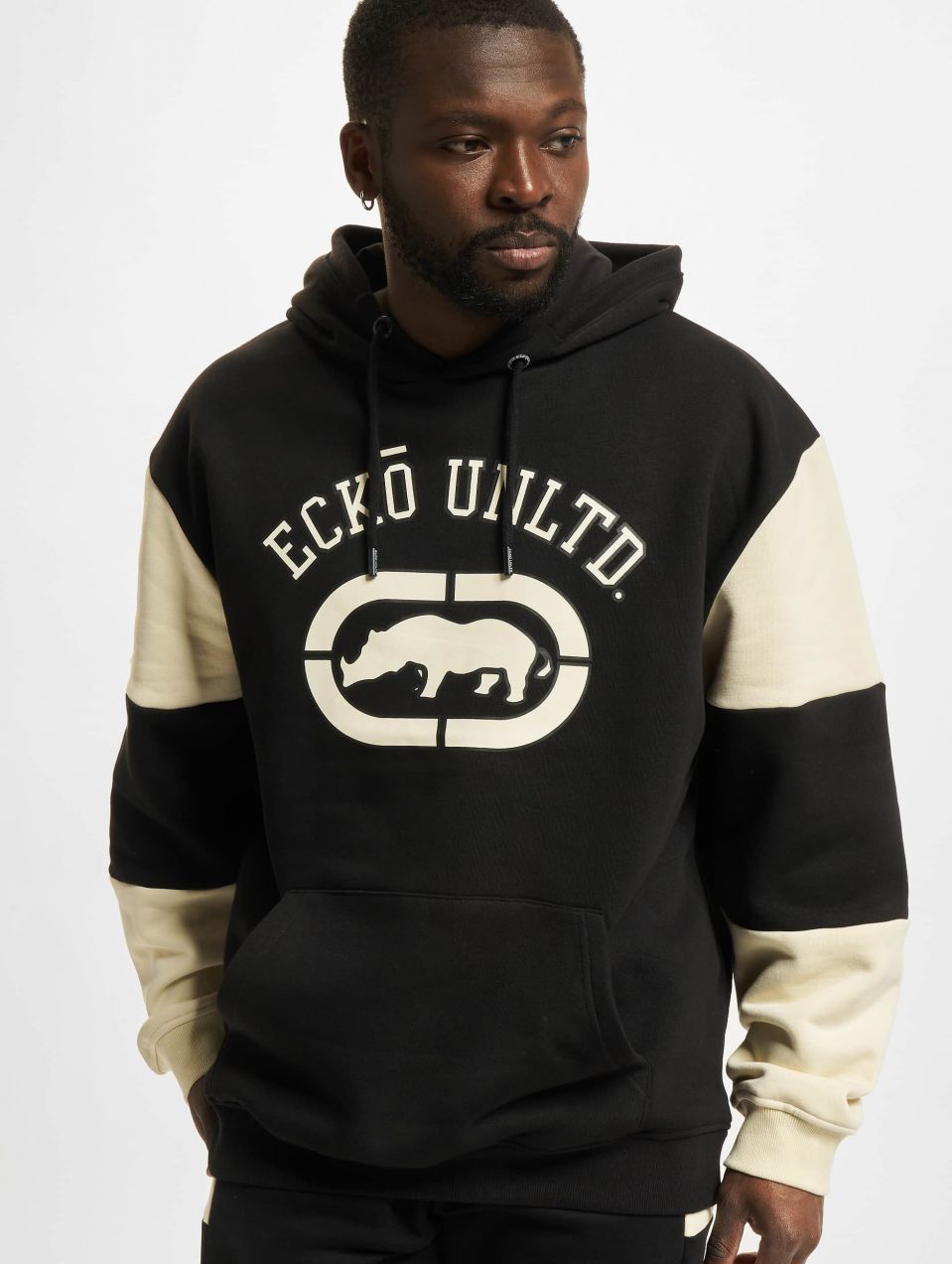 Pánske oblečenie Ecko Unltd i584_ECKOHD1110BLKOW