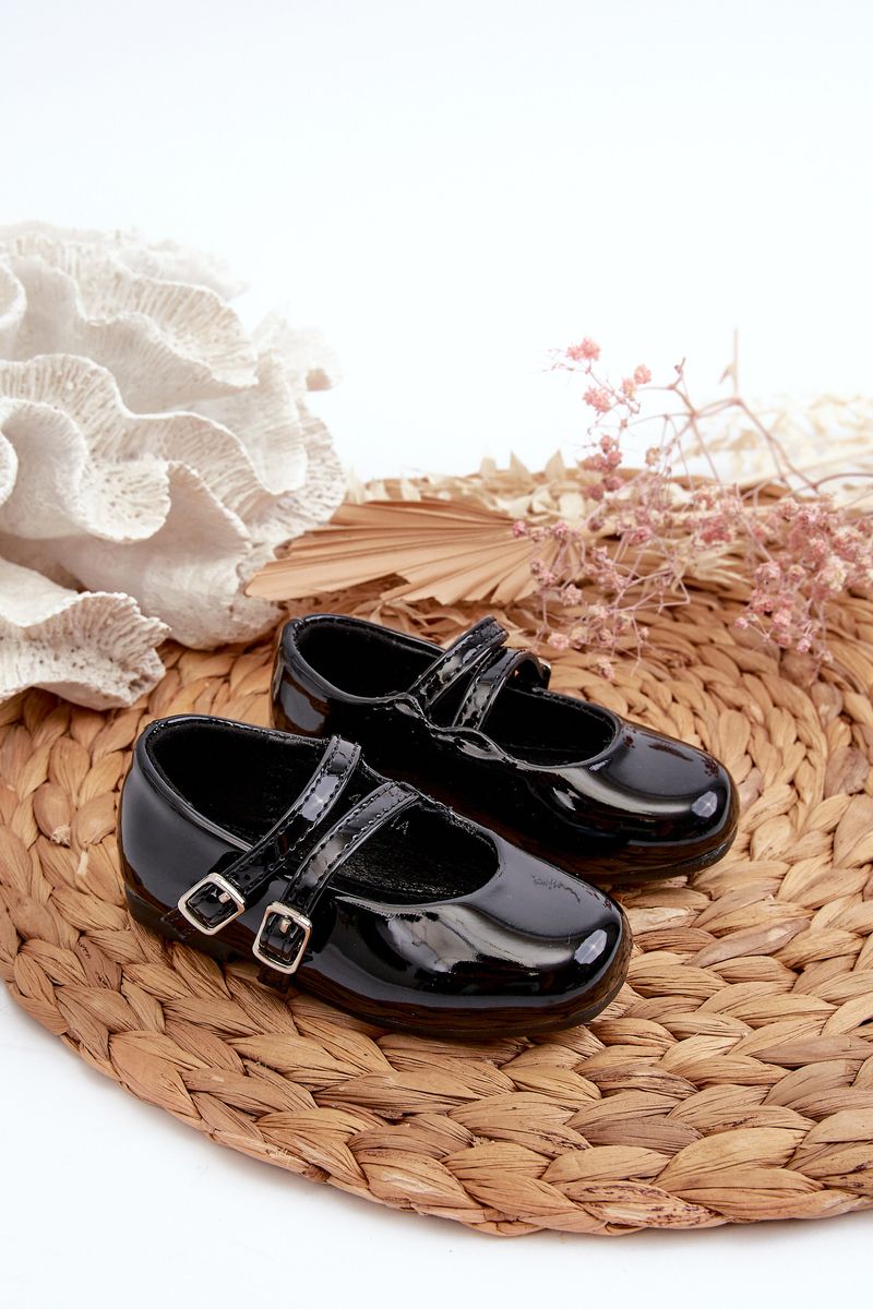 Patent leather children's ballet flats with straps, black Margenis